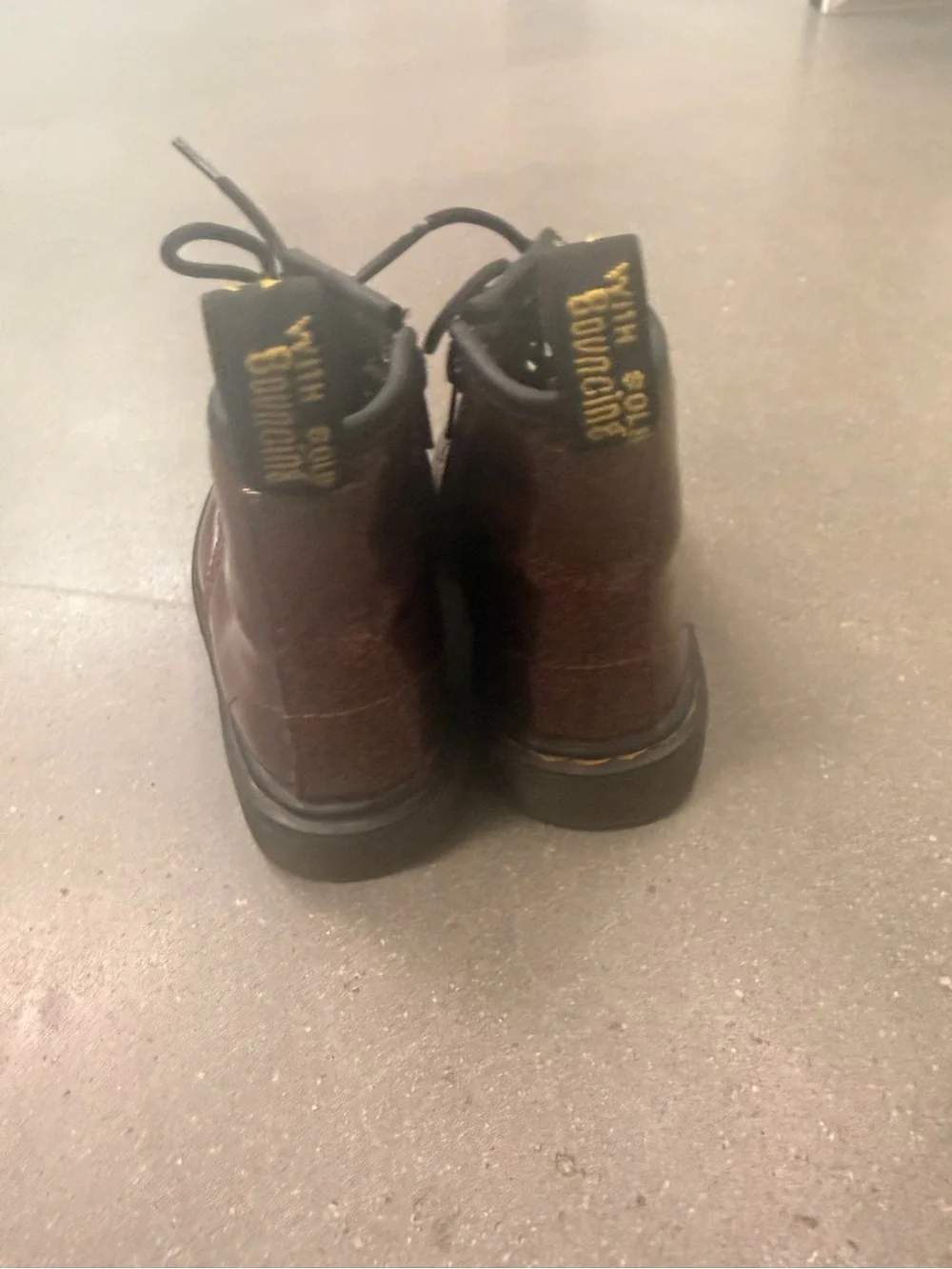 Dr. Martens sparkling brown